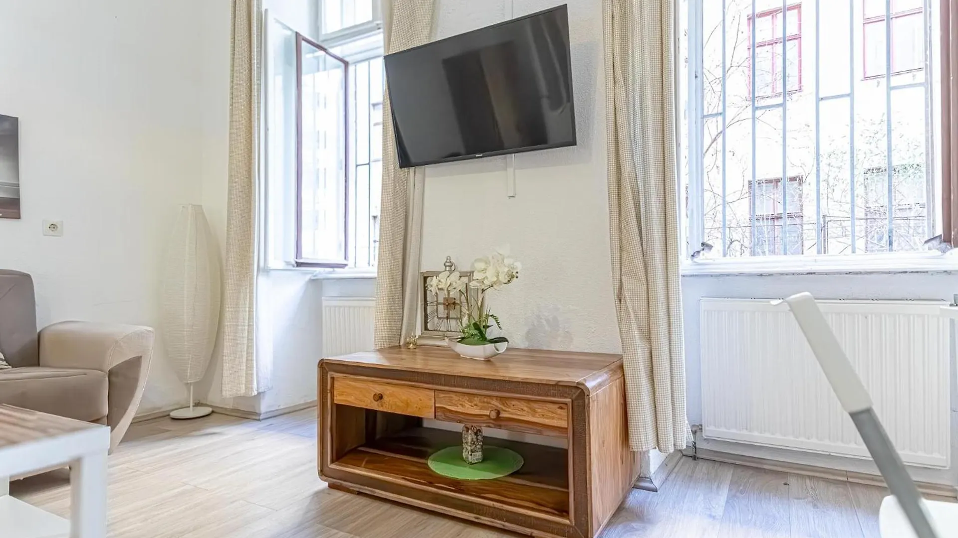 Chic Apartment- Suitable For Longstays Near Matzleinsforferplatz Vienna 0*,