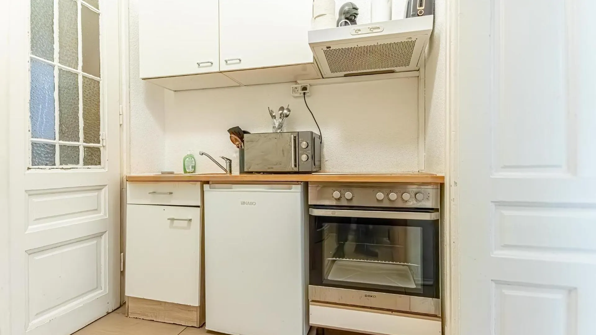 Chic Apartment- Suitable For Longstays Near Matzleinsforferplatz Vienna Austria